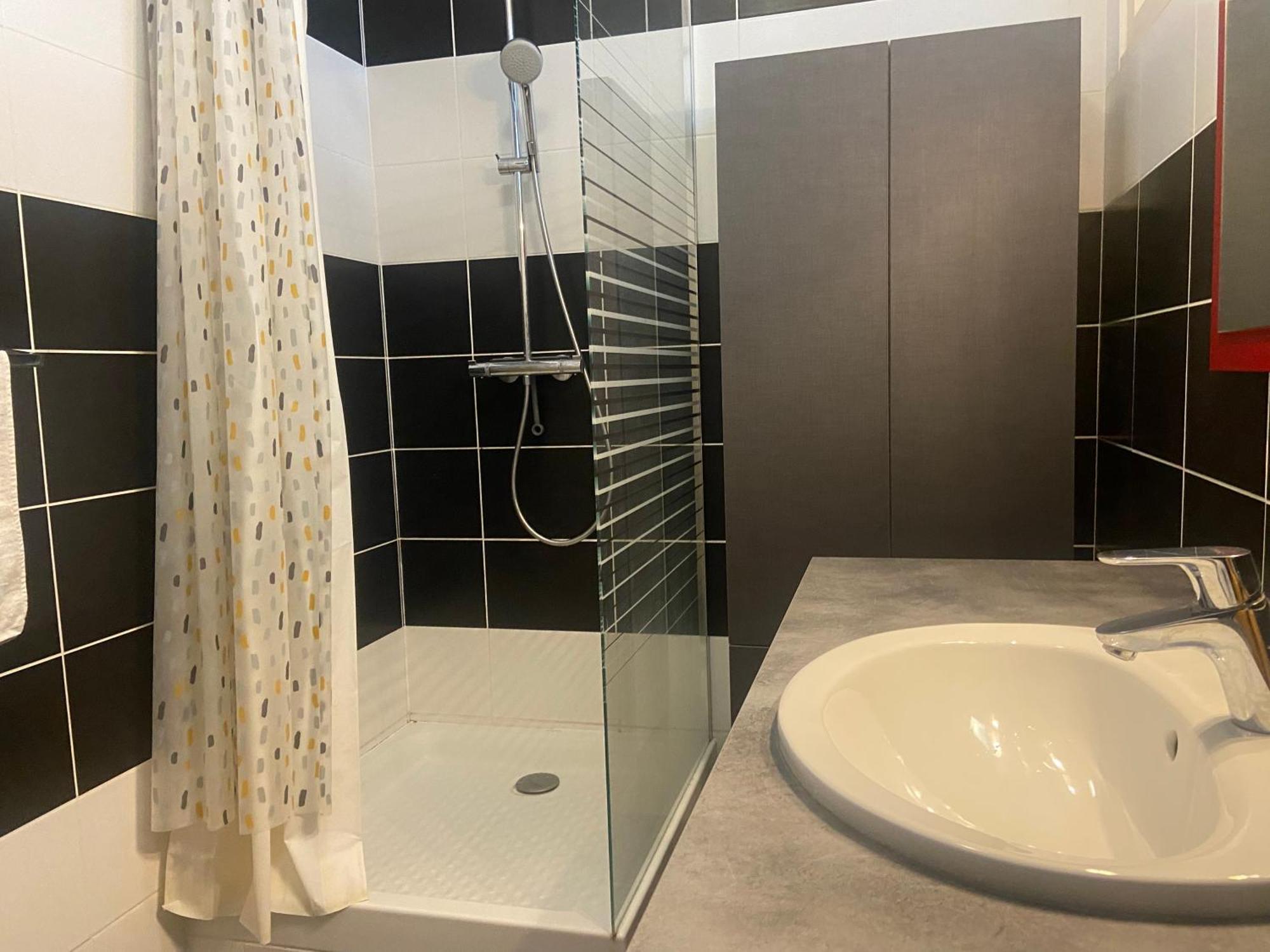 Appartement Spacieux Cosy Centre Epinal !!! Bagian luar foto