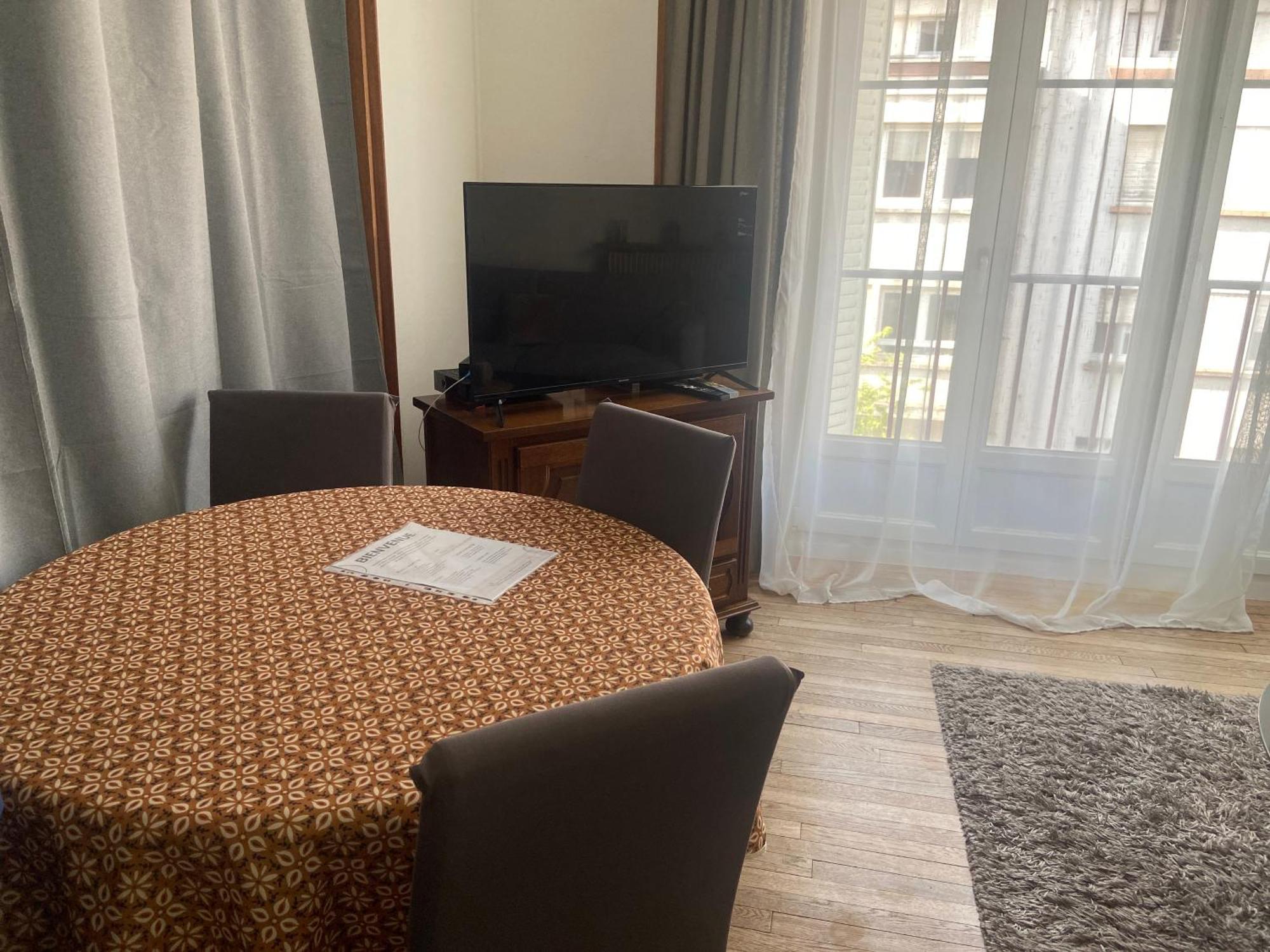 Appartement Spacieux Cosy Centre Epinal !!! Bagian luar foto